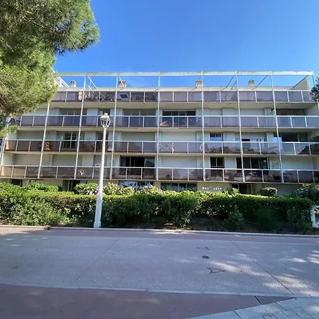 Апартаменти T3 Centre Avec Vue Mer, Wifi, Parking Securise - Fr-1-374-237 *